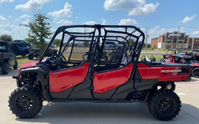 2025 Honda® PIONEER 1000-6 DLX CREW DELUXE