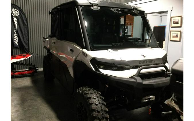 2026 Can-Am DEFENDER MAX LIMITED HD11