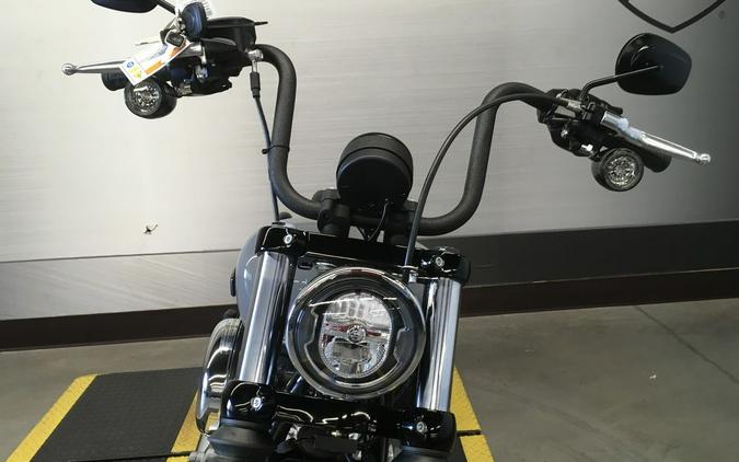 2026 Harley-Davidson® FXBB - Street Bob®