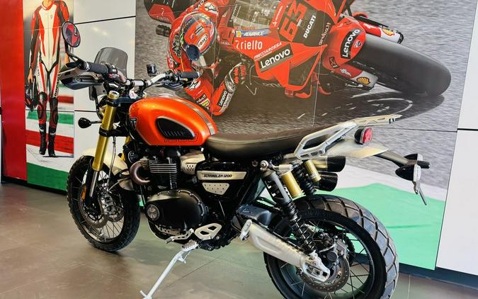 2024 Triumph Scrambler 1200 XE Baja Orange / Phantom Black