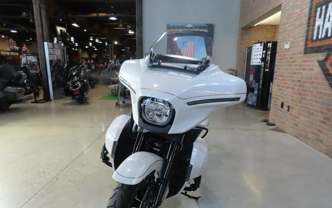 2026 Harley-Davidson® Street Glide Limited FLHXL