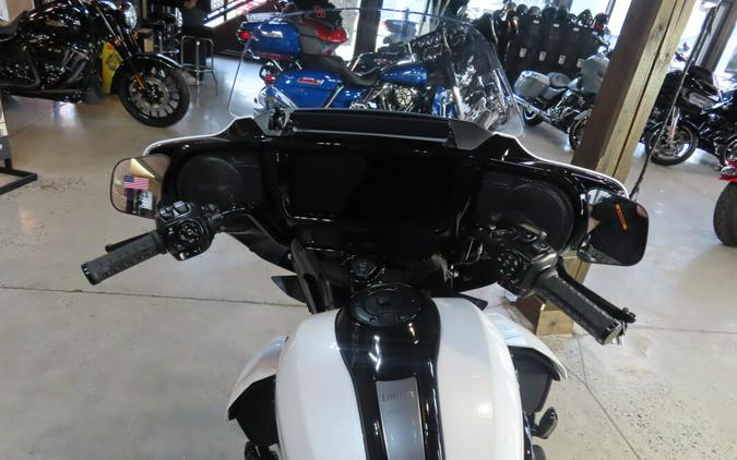 2026 Harley-Davidson® Street Glide Limited FLHXL