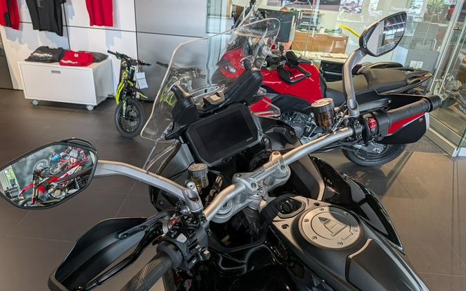 2026 Ducati Multistrada V4 S Thrilling Black