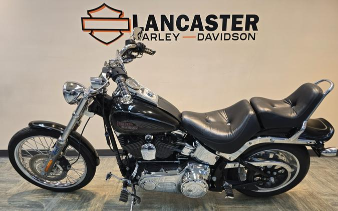 2007 Harley-Davidson® Softail® Custom Vivid Black FXSTC