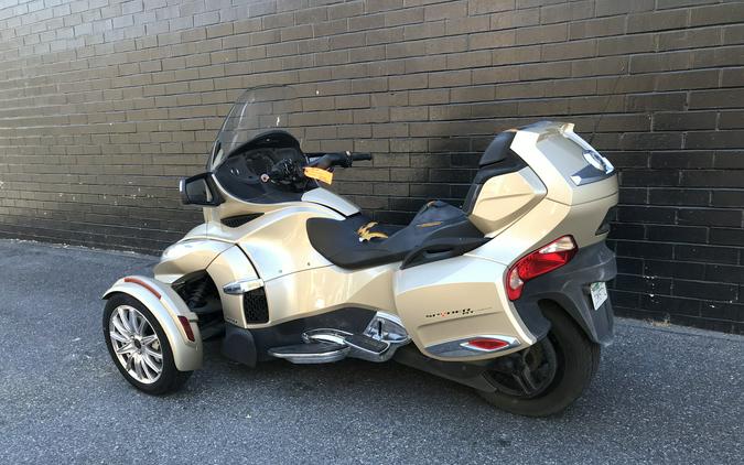 2017 Can-Am Spyder RT Limited