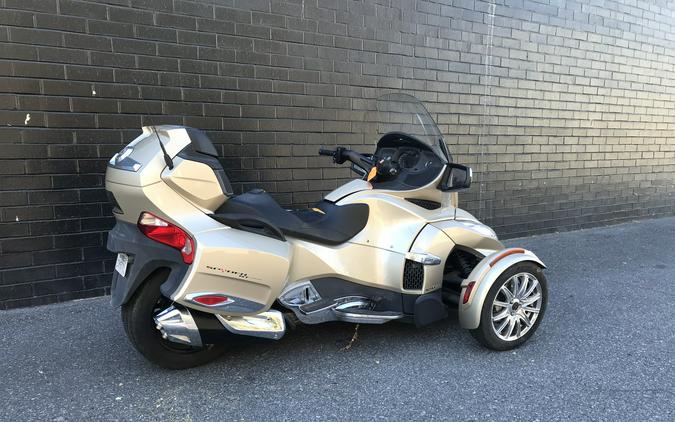 2017 Can-Am Spyder RT Limited
