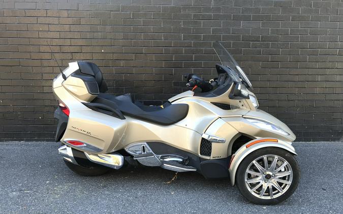 2017 Can-Am Spyder RT Limited