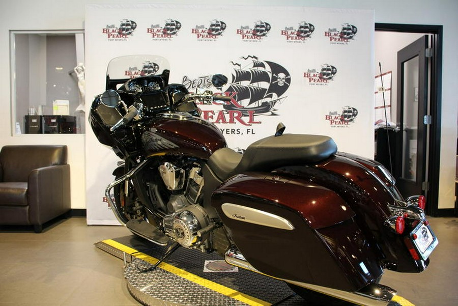 2026 Indian Motorcycle® 2026 CHALLENGER CRIMSON