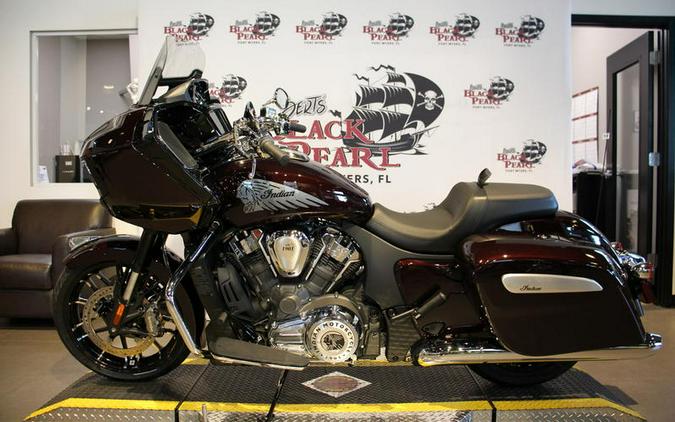 2026 Indian Motorcycle® 2026 CHALLENGER CRIMSON