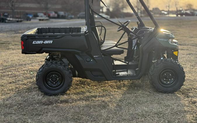 2026 Can-Am Defender HD9