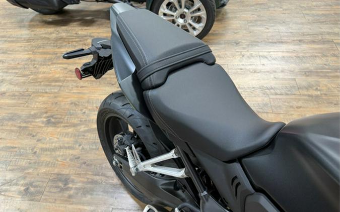 2026 Honda CBR650R E-Clutch