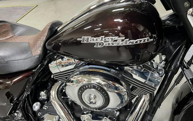 2011 Harley-Davidson FLHX - Street Glide