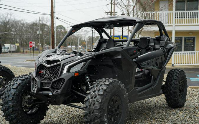 2024 Can-Am® Maverick X3 X ds Turbo RR Triple Black