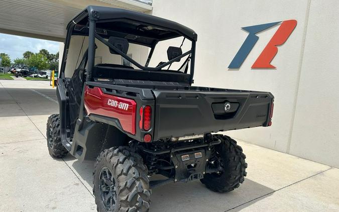 2024 Can-Am™ Defender XT HD10