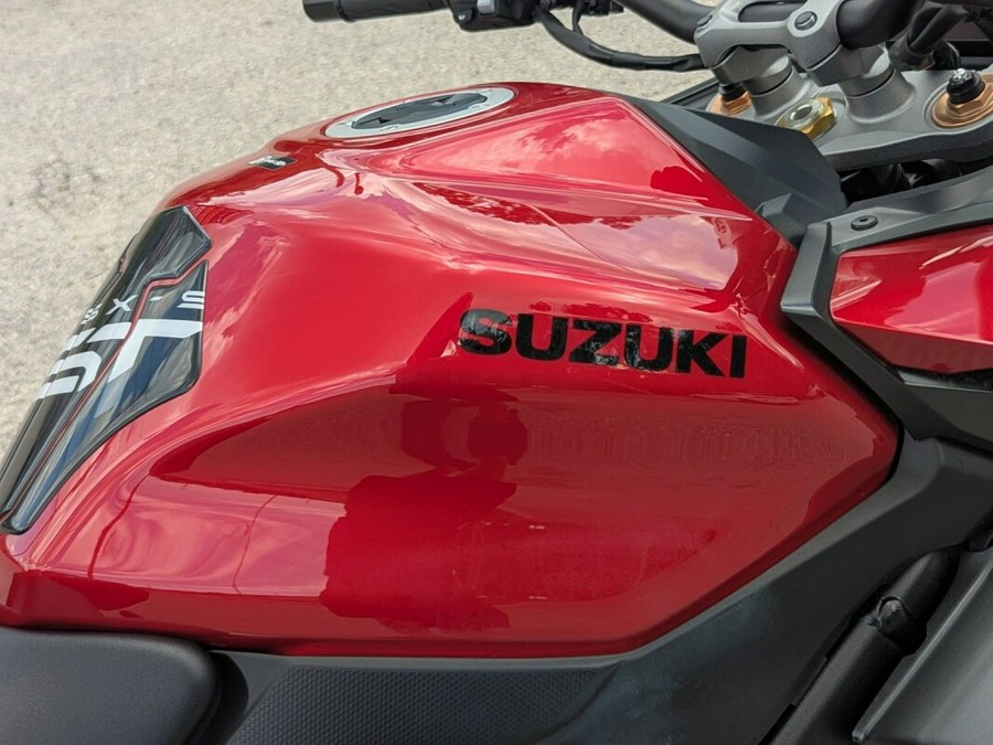2024 Suzuki GSX-S1000GT+