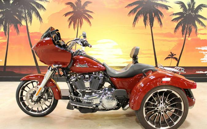 2024 Harley-Davidson® FLTRT - Road Glide® 3