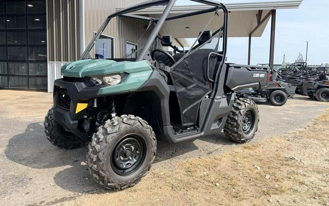 2026 Can-Am® Defender HD7