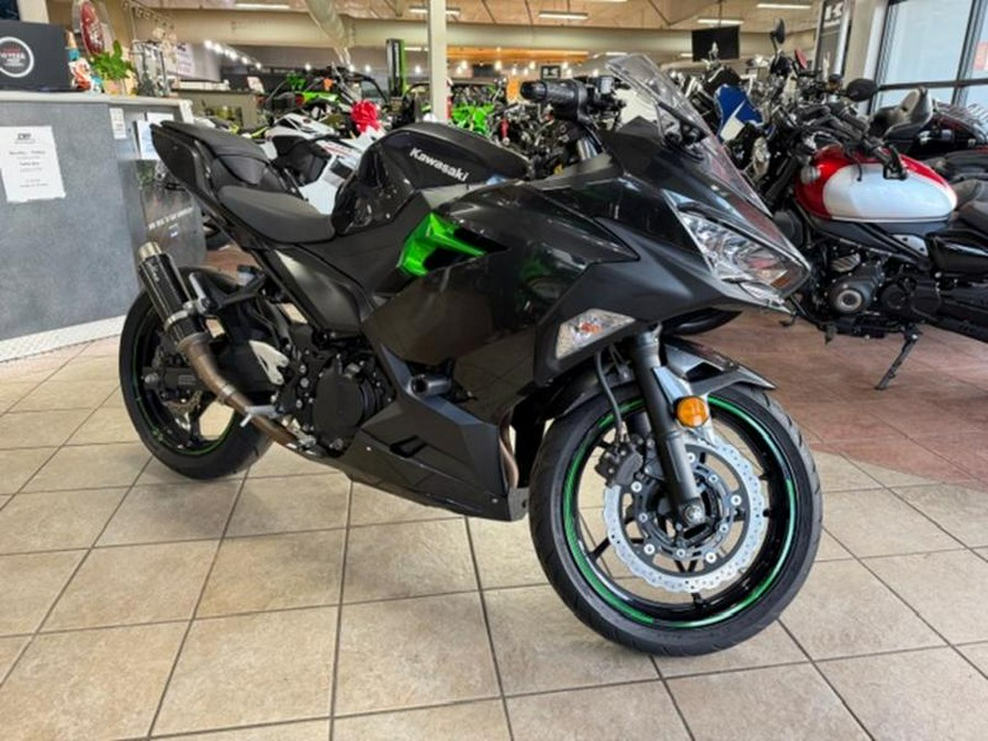 2023 Kawasaki Ninja® 400 KRT Edition