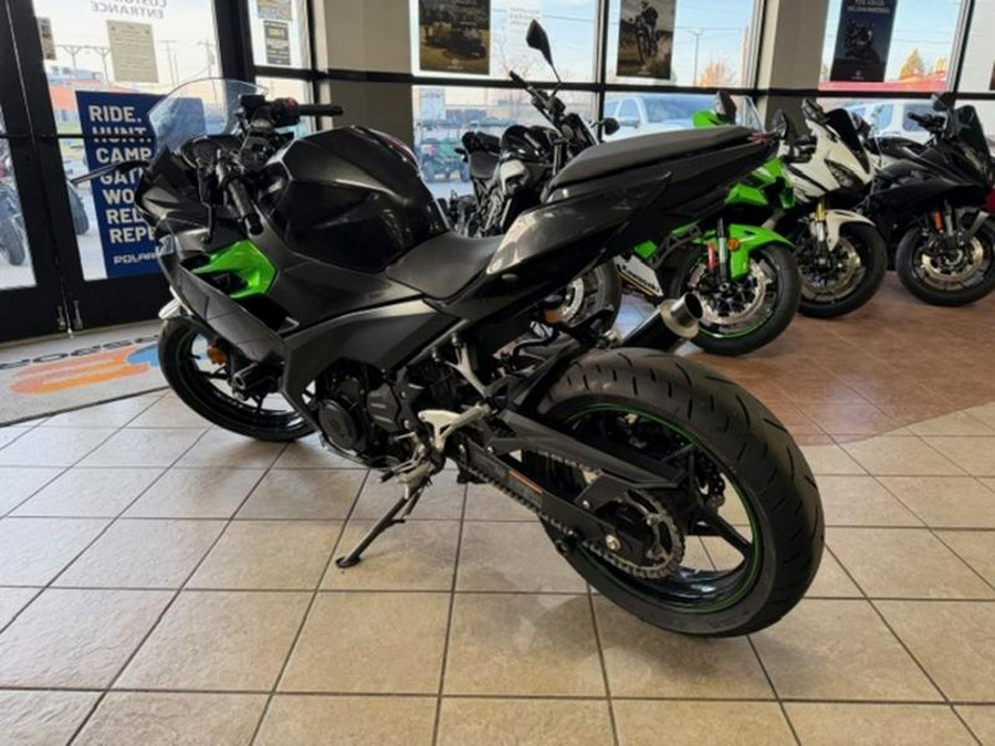 2023 Kawasaki Ninja® 400 KRT Edition