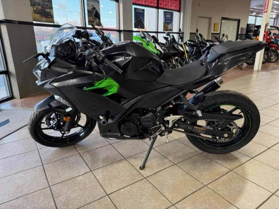 2023 Kawasaki Ninja® 400 KRT Edition