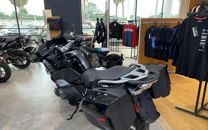 2024 BMW R 1250 RT Triple Black