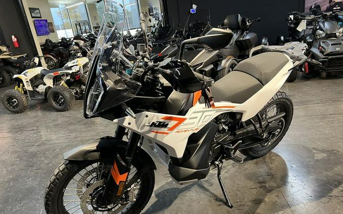 2024 KTM Adventure 790