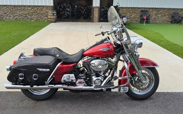 2004 Harley-Davidson FLHRCI Road King® Classic