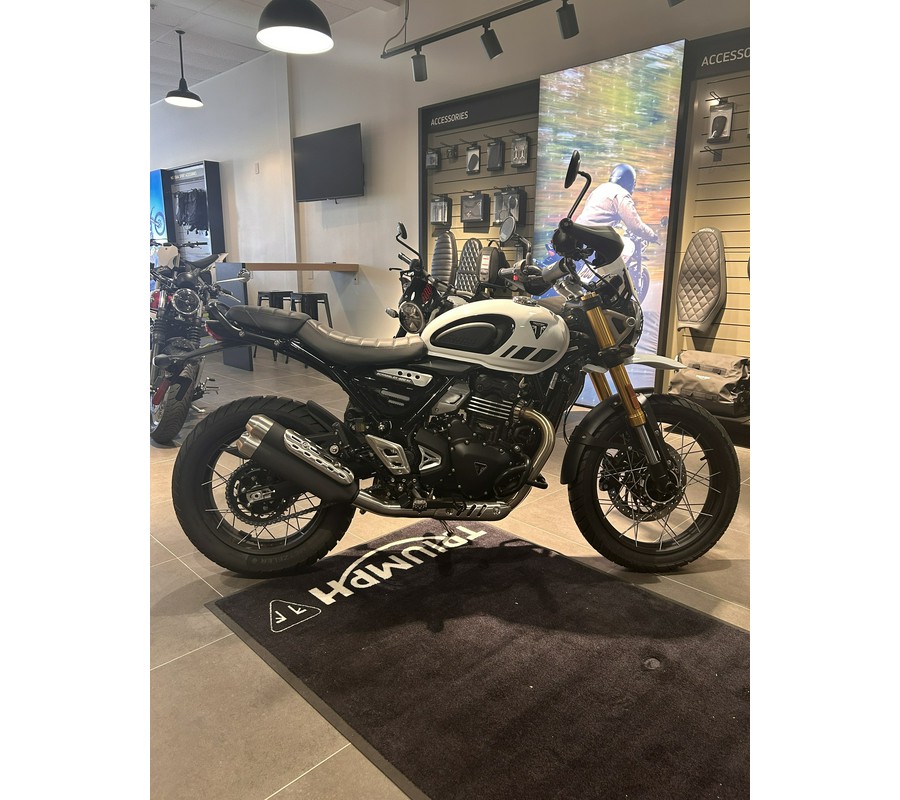2026 Triumph Scrambler 400 XC
