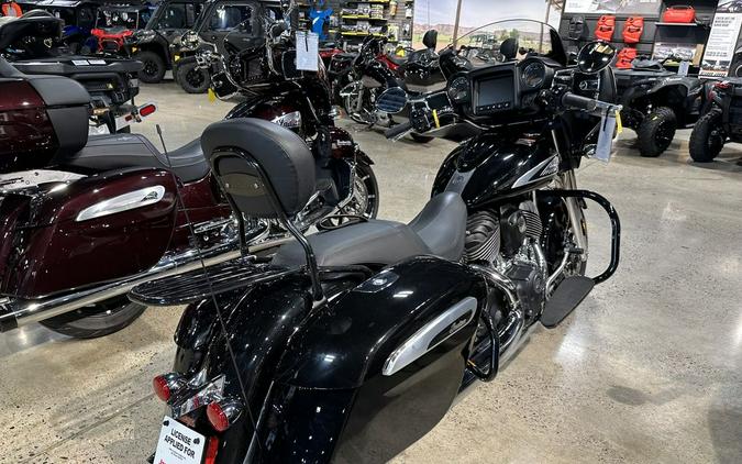 2022 Indian Motorcycle® Chieftain® Black Metallic