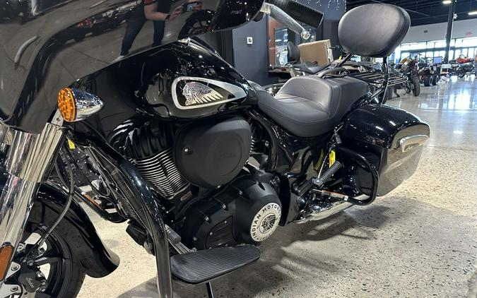 2022 Indian Motorcycle® Chieftain® Black Metallic