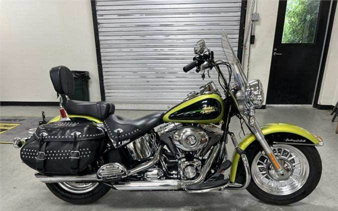 2011 Harley-Davidson Softail FLSTC - Heritage Classic