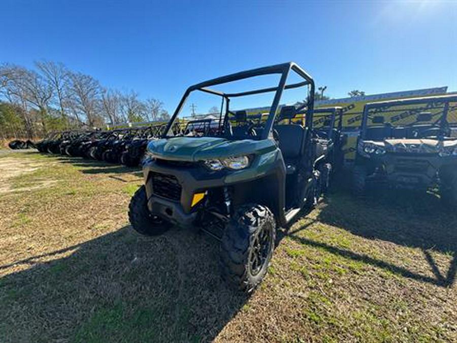 2024 Can-Am Defender DPS HD9