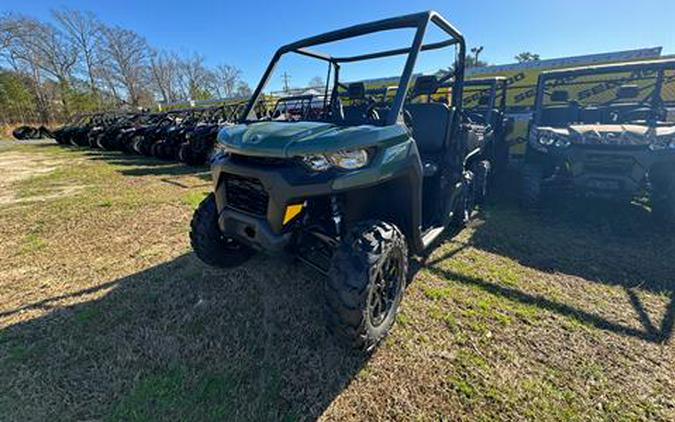 2024 Can-Am Defender DPS HD9