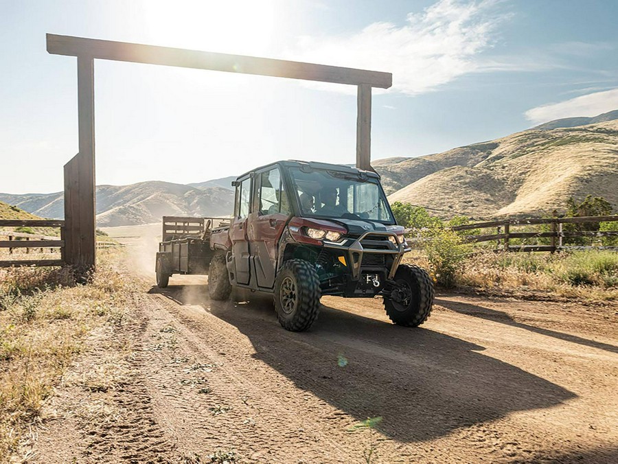 2024 Can-Am™ Defender MAX Limited HD10