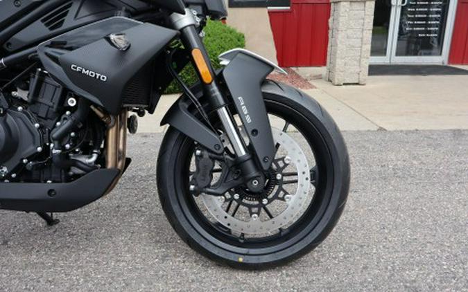 2025 CFMOTO 450NK