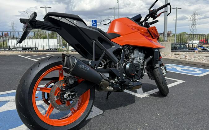 2024 KTM 990 Duke