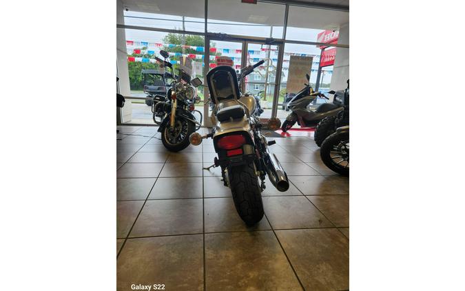 2014 V Star Custom - Star Motorcycles