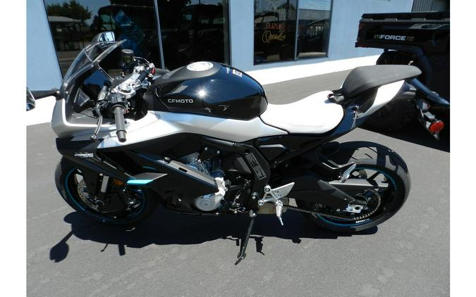 2026 675 SUPERSPORT - CFMOTO