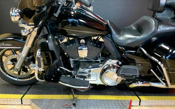 2014 Harley-Davidson® FLHTK - Electra Glide® Ultra Limited