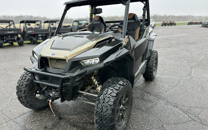 2022 Polaris GENERAL® XP 1000 Deluxe