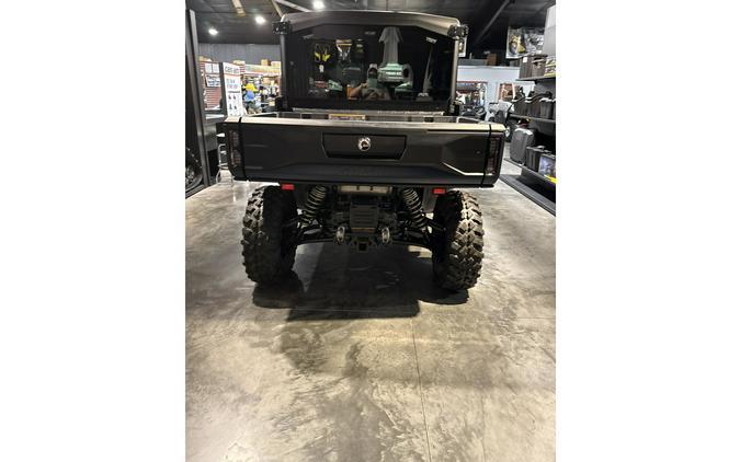 2026 Can-Am DEFENDER MAX LIMITED HD11