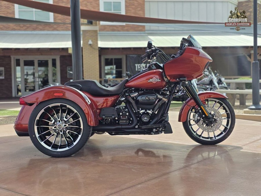 2025 Harley-Davidson® FLTRT - Road Glide® 3