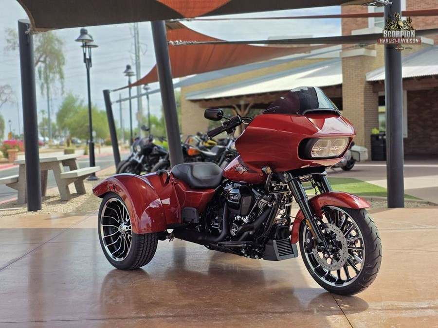 2025 Harley-Davidson® FLTRT - Road Glide® 3