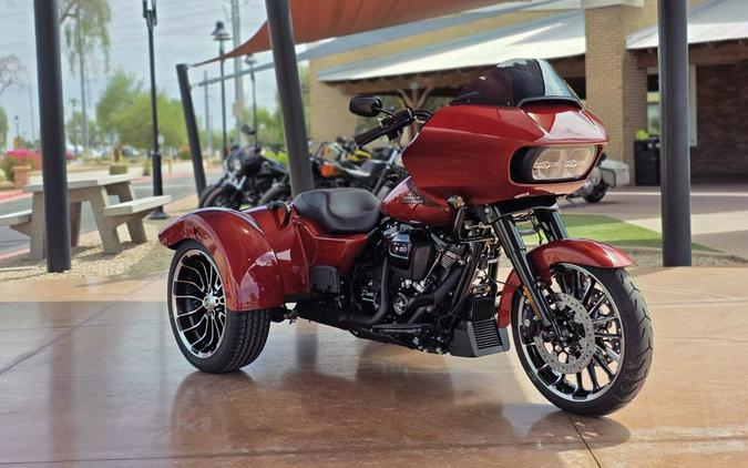 2025 Harley-Davidson® FLTRT - Road Glide® 3