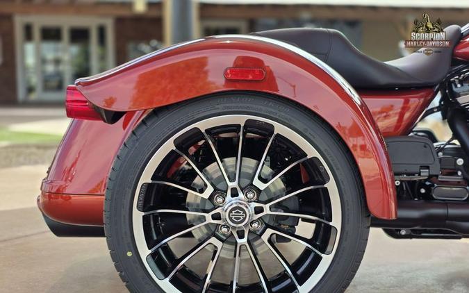 2025 Harley-Davidson® FLTRT - Road Glide® 3