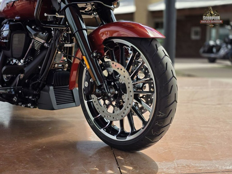 2025 Harley-Davidson® FLTRT - Road Glide® 3