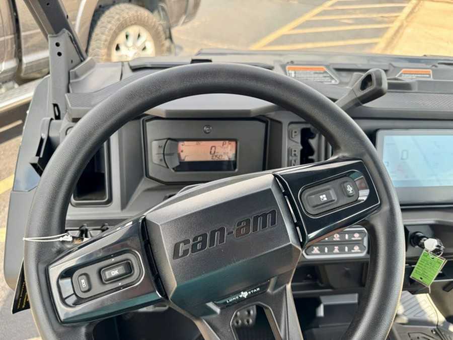 2026 Can-AM Defender MAX Lone Star HD11