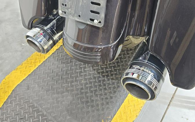 FLHXS 2021 Street Glide® Special