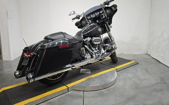 FLHXS 2021 Street Glide® Special