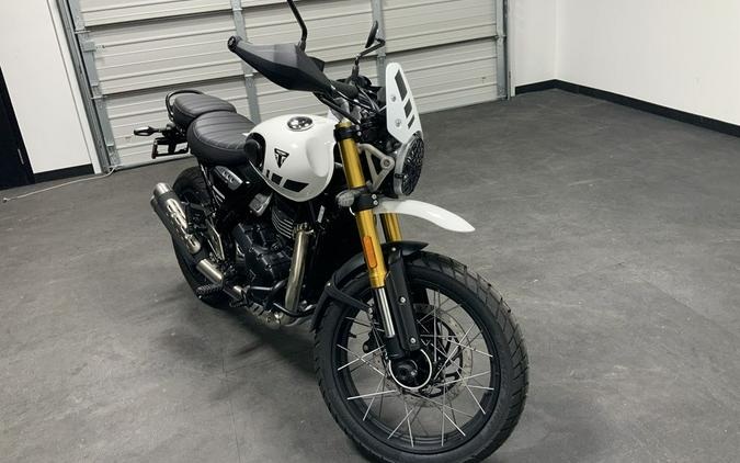 2026 Triumph Scrambler 400 XC Vanilla White
